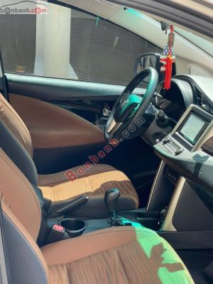 Xe Toyota Innova 2.0G 2018